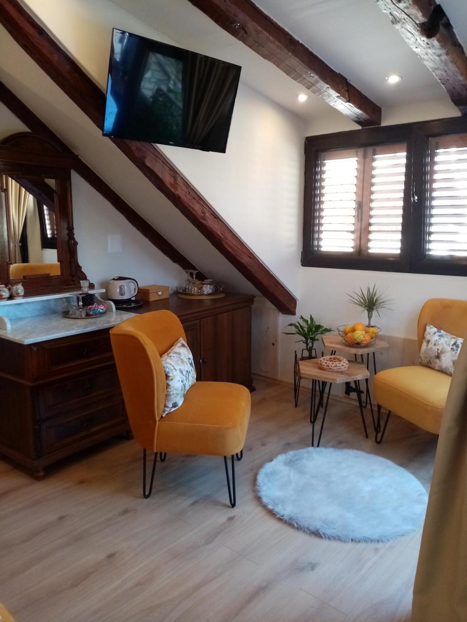 Apartments & Rooms Trogir Stars Free Parking Bagian luar foto